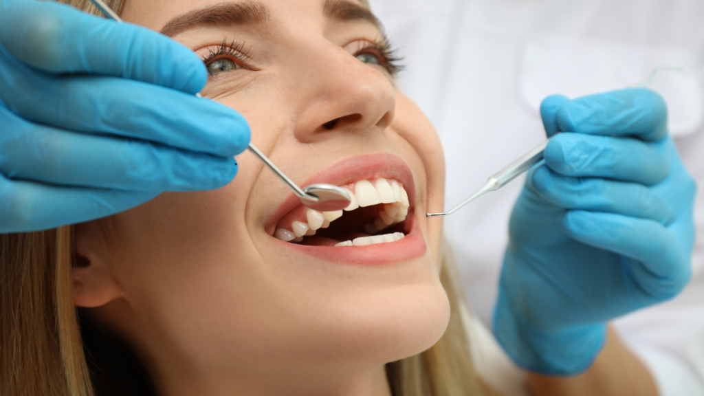 Stomatologia bez bólu - bezbolesna aplikacja znieczulenia 