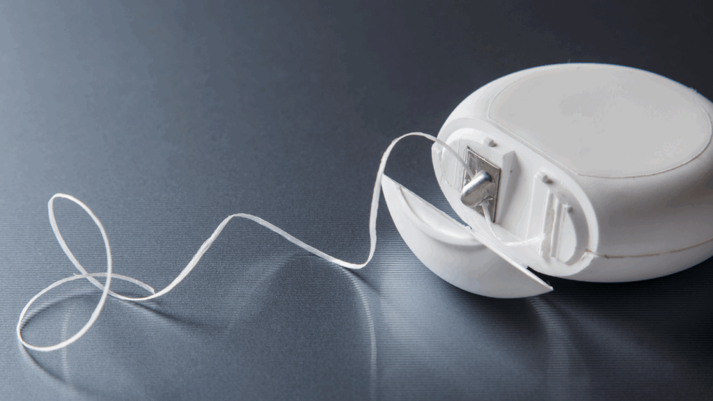 Rodzaje nici dentystycznych - dokonaj swojego wyboru