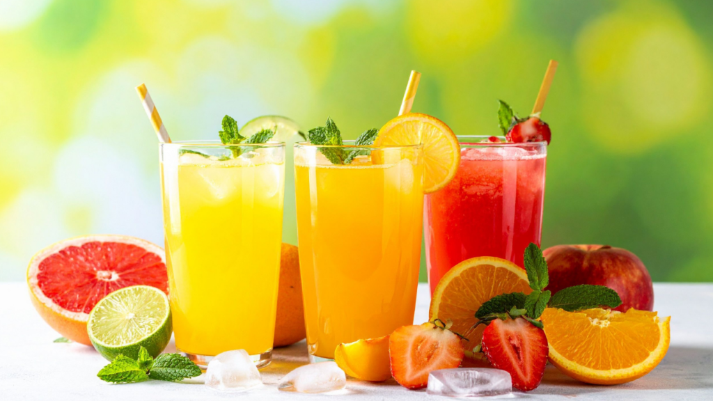 Kwaśne soki, szczególnie cytrusowe, zwiększają ryzyko erozji szkliwa