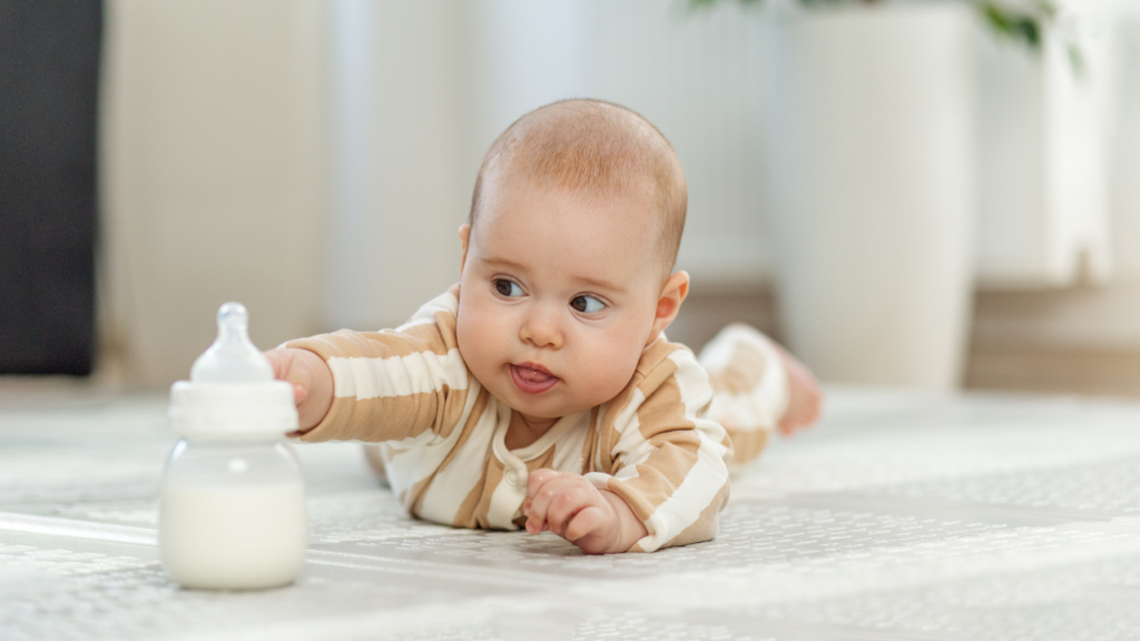 Nieleczona próchnica butelkowa może prowadzić do rozległych uszkodzeń zębów mlecznych
