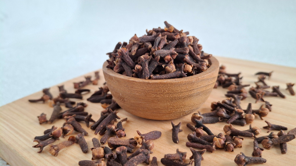 Goździk na ból zęba - naturalny sposób na szybkie złagodzenie bólu