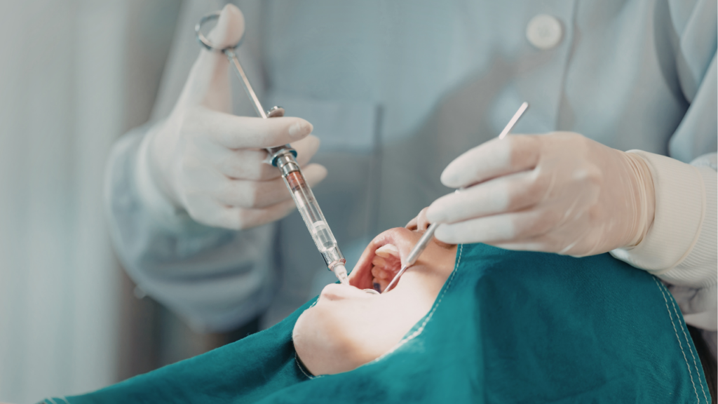 Znieczulenie dentystyczne może być stosowane zarówno przy leczeniu zachowawczym, jak i chirurgicznym